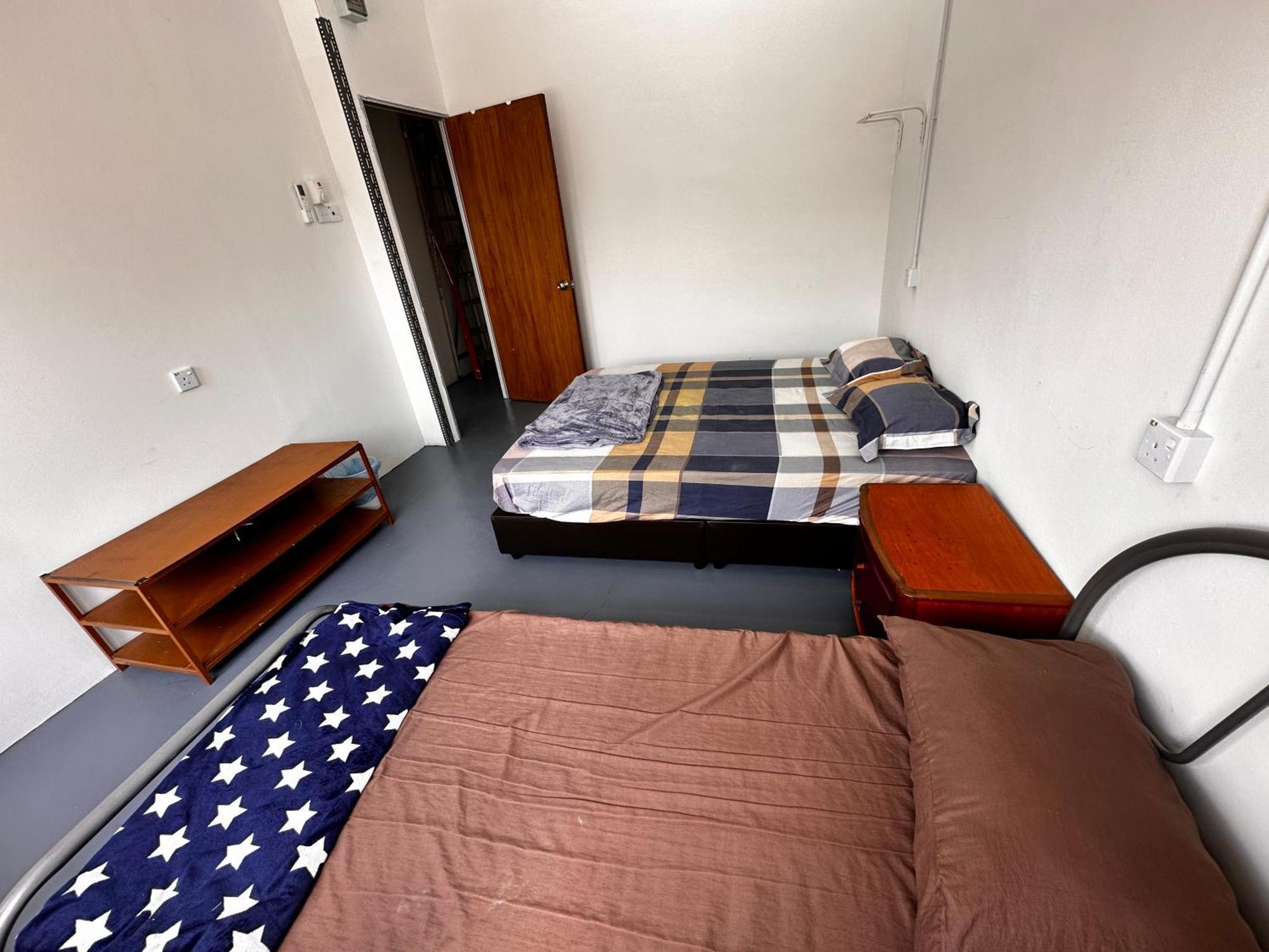 Jiaxin Dormitory - Puteri Wangsa 家馨旅舍 Ulu Tiram Exterior foto